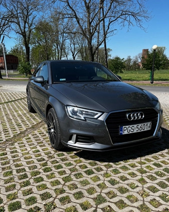 Audi A3 cena 79500 przebieg: 61500, rok produkcji 2017 z Słubice małe 29